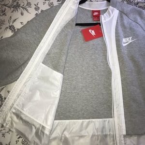 Nike Outerwear